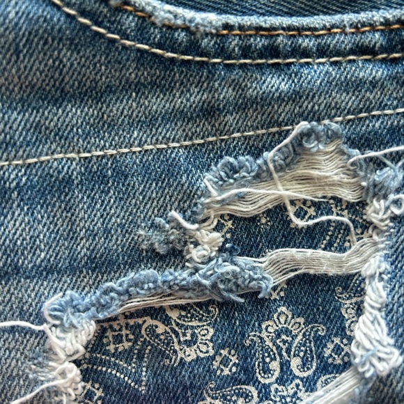 Hollister Denim Shorts Size 2/W24 - Picture 4 of 4